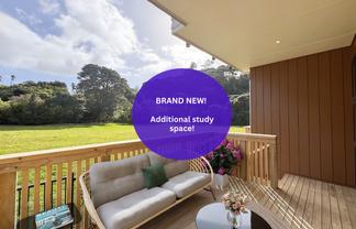 6/8 Lowtherhurst Road, Massey