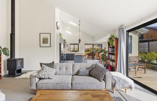 6 Rill Lane, Jacks Point