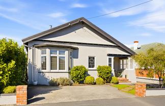 55 Hargest Crescent, Saint Kilda