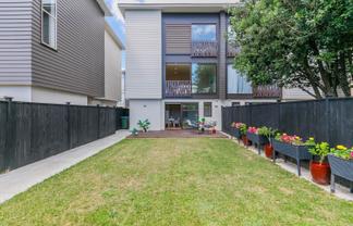 2/21A Mt Smart Road, Royal Oak
