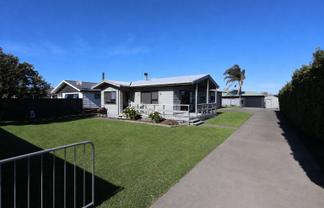 396 Ormond Road, Lytton West
