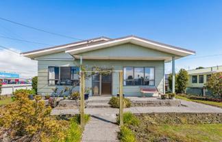 106 Queen Street, Westport