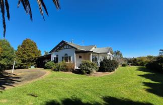 375 Whitford Road, Whitford