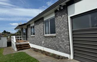16B Anne Road, Bellevue