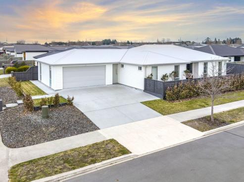 15 Waituna Street, Pegasus
