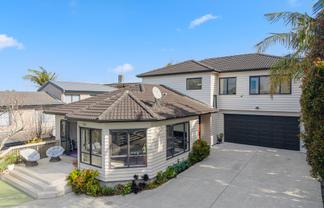 66 Saralee Drive, Manurewa