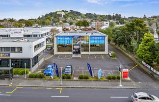 High-profile ground floor office
