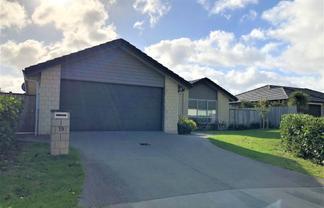 19 Tongeren Square, Karaka