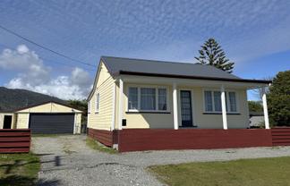 17 & 19 Packers Quay, Blaketown