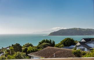 128 Pikarere Street, Titahi Bay
