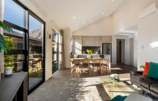33 Alps View Place, Lake Hayes Estate