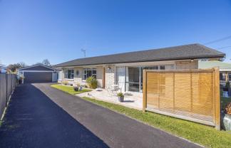 1124 River Road, Flagstaff