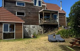 18 Frances Street, Waikanae Beach