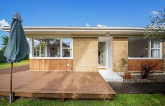 2/15 Lynette Place, Mangere