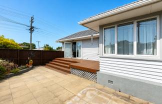 41 Flanshaw Road, Te Atatu South