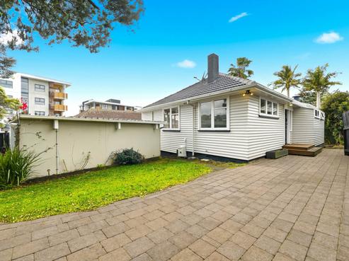 9 Potter Avenue, Northcote