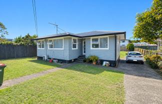 61 Preston Road, Clover Park