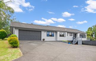 102 Fairway Drive, Kamo