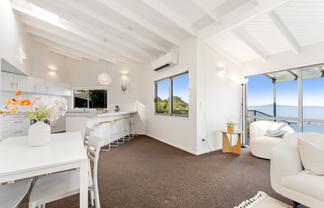 769B Whangaparaoa Road, Manly