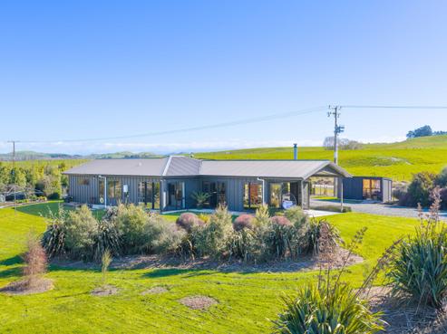 40 River Road, Otane