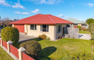35 Redcastle Road, Oamaru