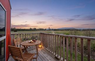 92 Foothills Road, Okuku