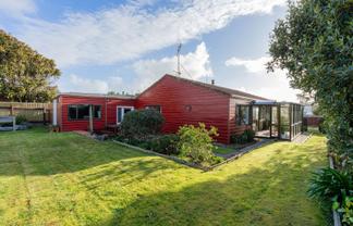 34 Norfolk Crescent, Otaki Beach