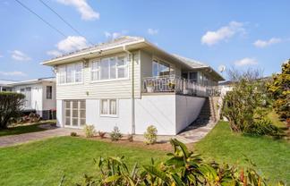 12 Dundee Place, Blockhouse Bay