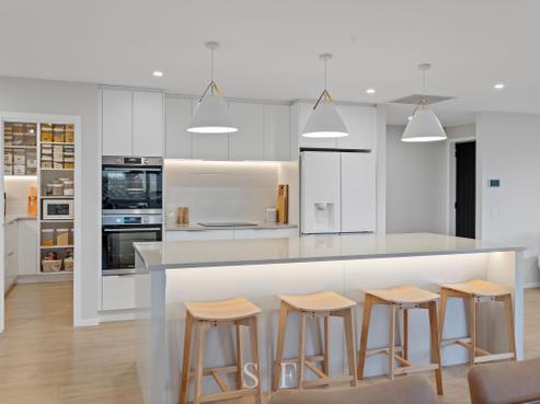 1 Pihoihoi Close, Waikanae