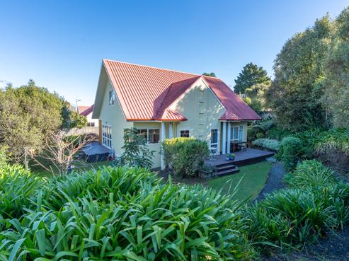 106D Howell Avenue, Riverlea