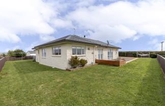 156 King Road, Inglewood