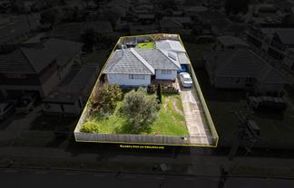 4 Ashley Avenue, Mangere East