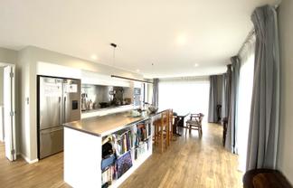 8 Waitai Lane, Newlands