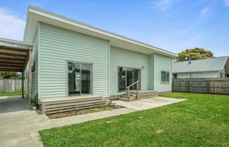 18 School Road, Te Hapara