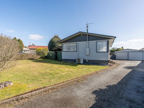 118 Saxbys Road, Deanwell
