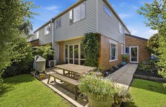80D Brockworth Place, Riccarton