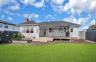 9 Andrew Road, Howick