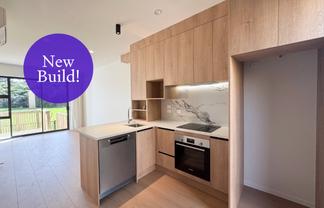 2/8 Lowtherhurst Road, Massey