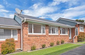 2/7 Greenhill Crescent, Pakuranga Heights