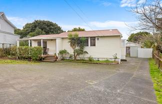 13 Tuakana Street, Point England