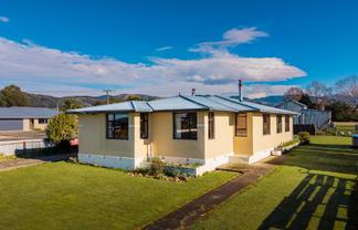 15 Victoria Street, Waimate