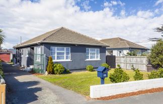 434 Pages Road, Aranui