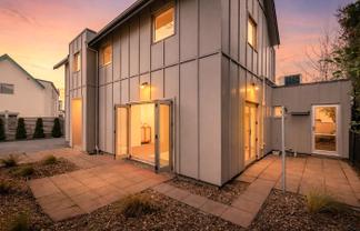 8 Olympic Lane, Edgeware