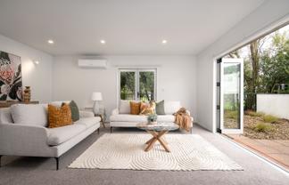 8 Olympic Lane, Edgeware