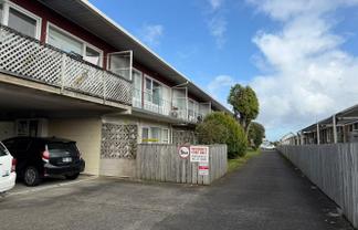14/56 View Road, Mount Eden