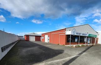 Warehouse / Trade Retail with Office