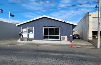 REFURBISHED | PROFILE LOCATION | GROSS LEASE