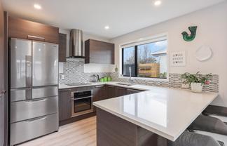 2/57 St Martins Road, Saint Martins