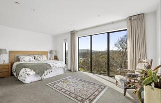 33 Lakewood Lane, Cambridge
