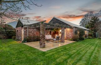 4B Rubens Place, Burnside